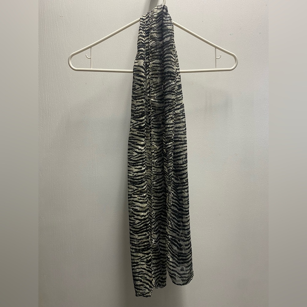 Light zebra print fashion scarf